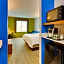 Holiday Inn Express Hotel & Suites Waxahachie