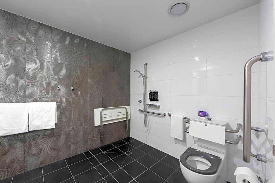 Avenue Hotel Canberra