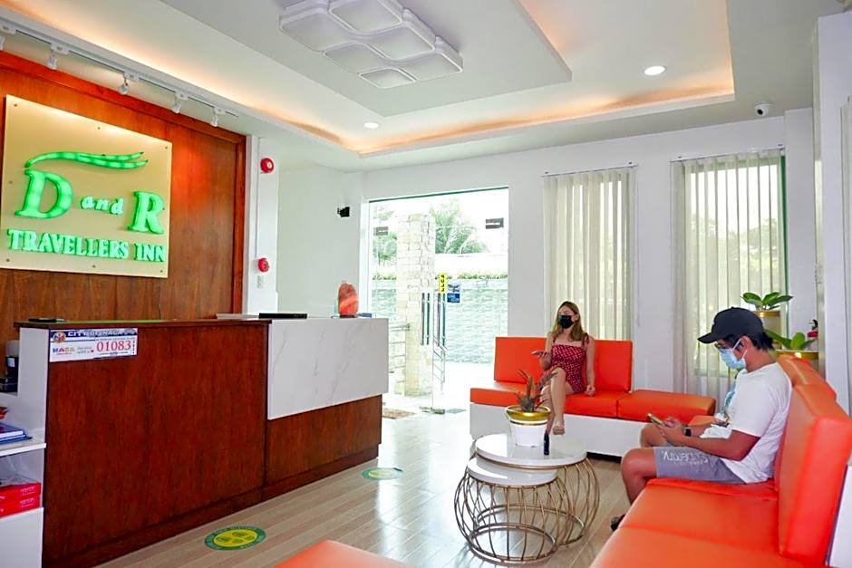 D and R Travellers Inn