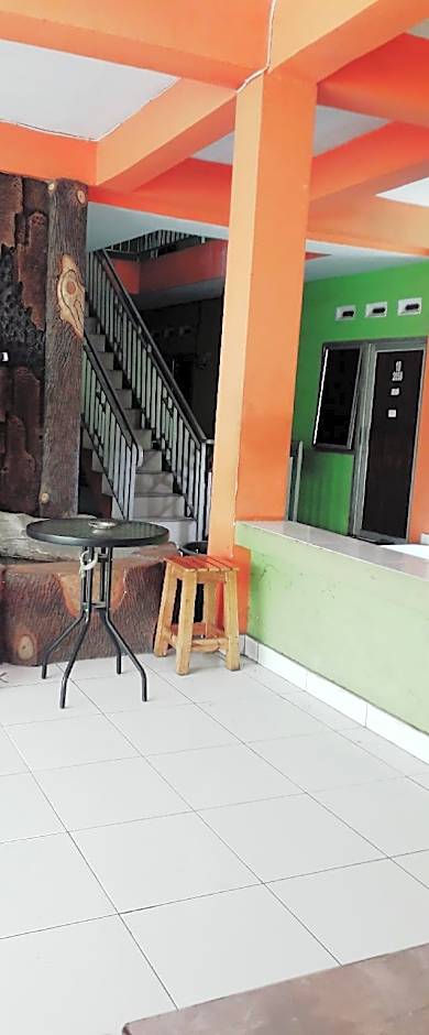 OYO 90706 Kost Alam Jaya Syariah