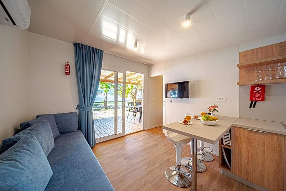 Mobile Homes Camp Perna - Adriatic Kampovi