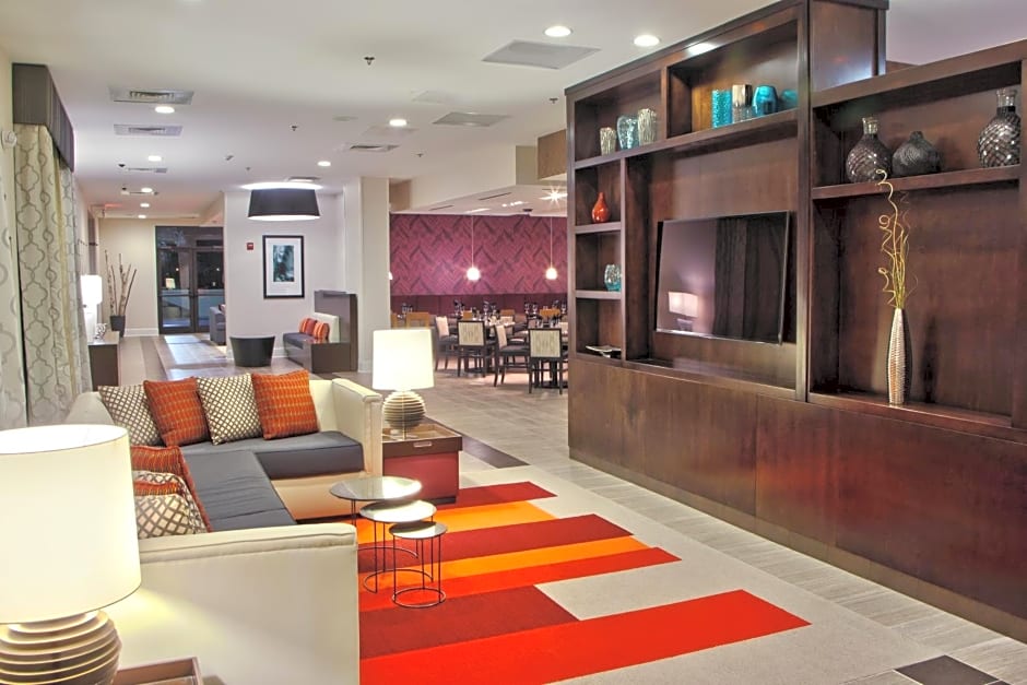 Holiday Inn Charlotte Airport by IHG