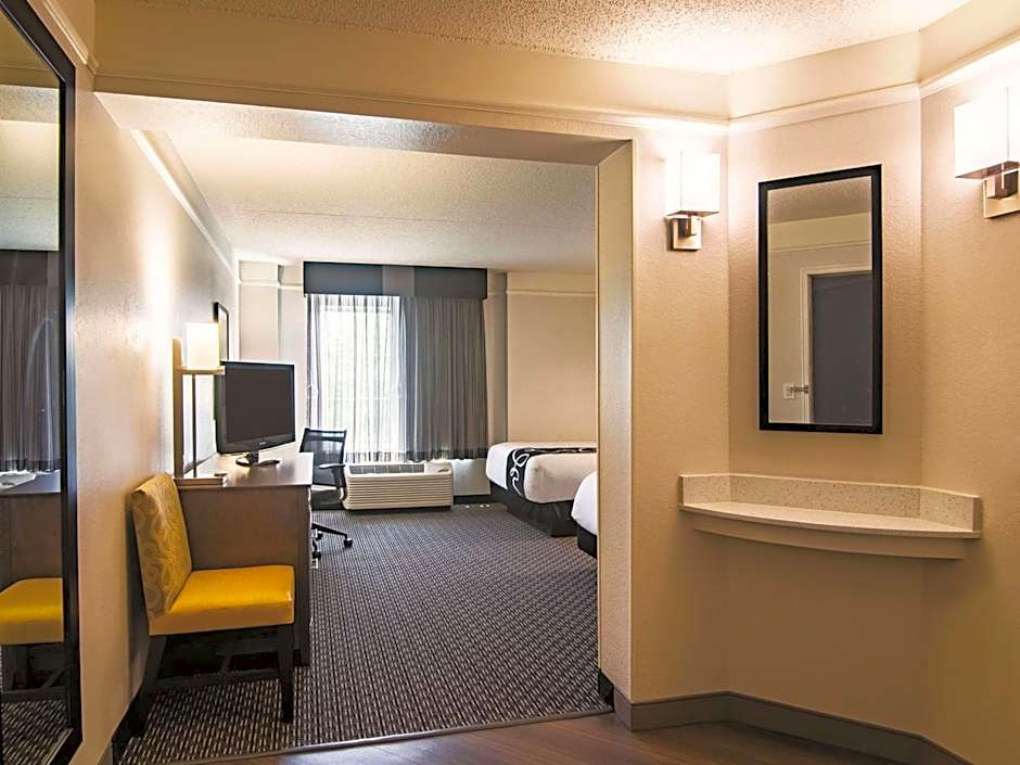 La Quinta Inn & Suites by Wyndham Oklahoma City Norman