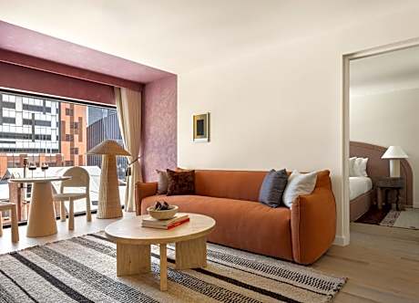 One-Bedroom Platinum Suite