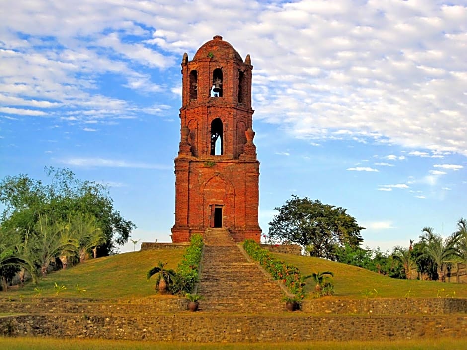 West Loch Park Hotel Vigan