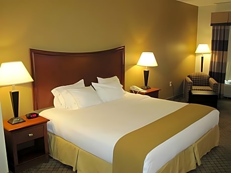 King Suite with Sofa Bed