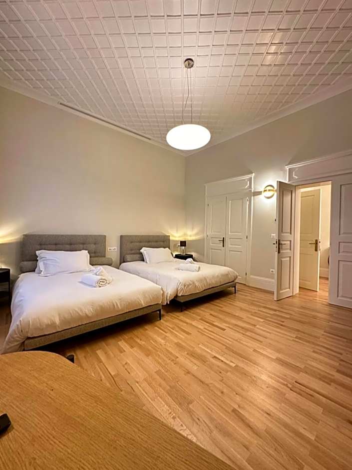 Castellano Hotel & Suites