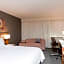 Sonesta Hotel Grand Rapids Airport