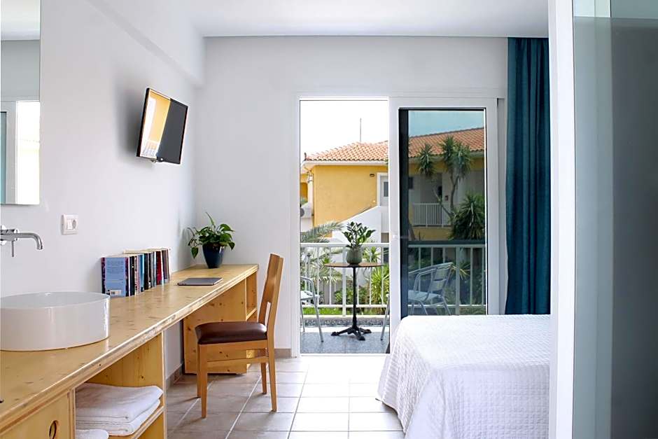 Paspalis Hotel
