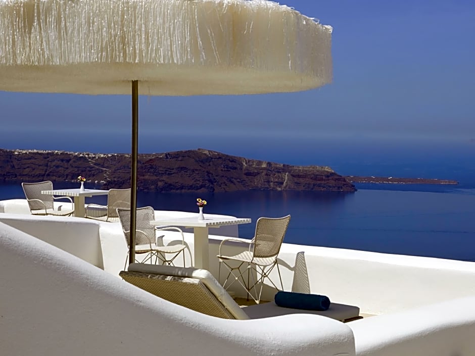 White Santorini Suites & Spa