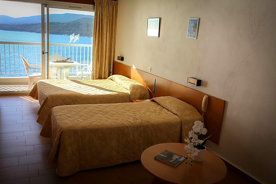 Foto 1 von 3 von Multiple Beds