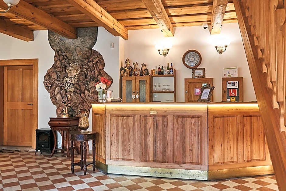 Resla Residence I, II, & Wellness