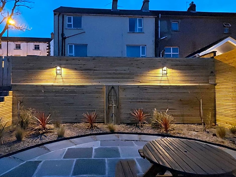 The Anchor Apartments