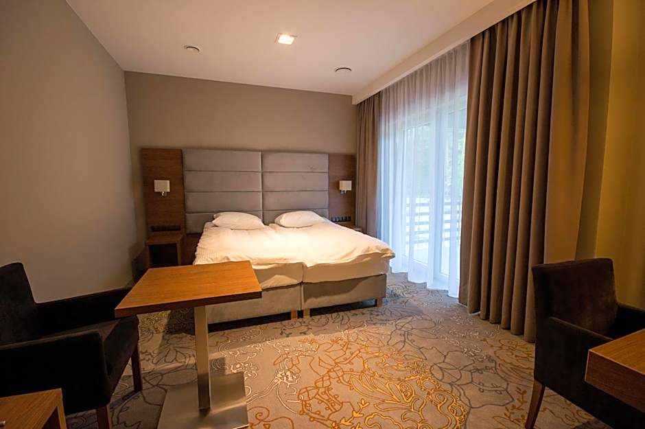 Rezydencja Sosnowa Luxury Hotel