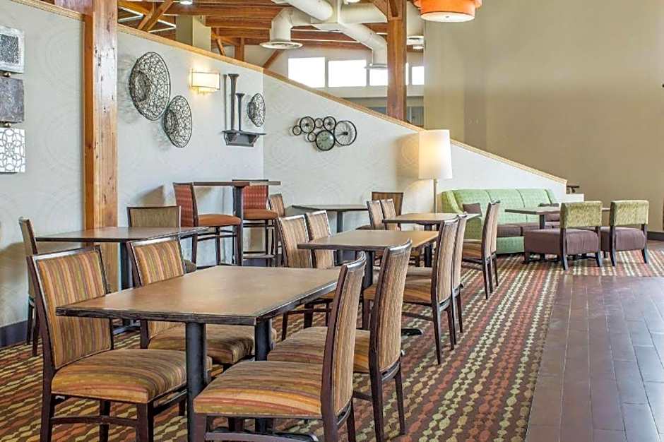 Lifestyle Inn Cedar Falls