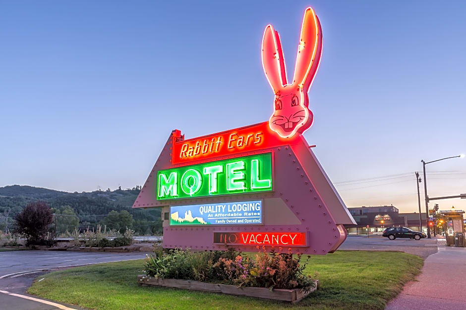 Rabbit Ears Motel