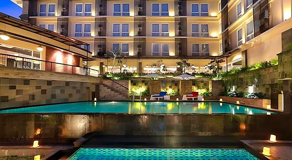 Golden Tulip Essential Denpasar Hotel
