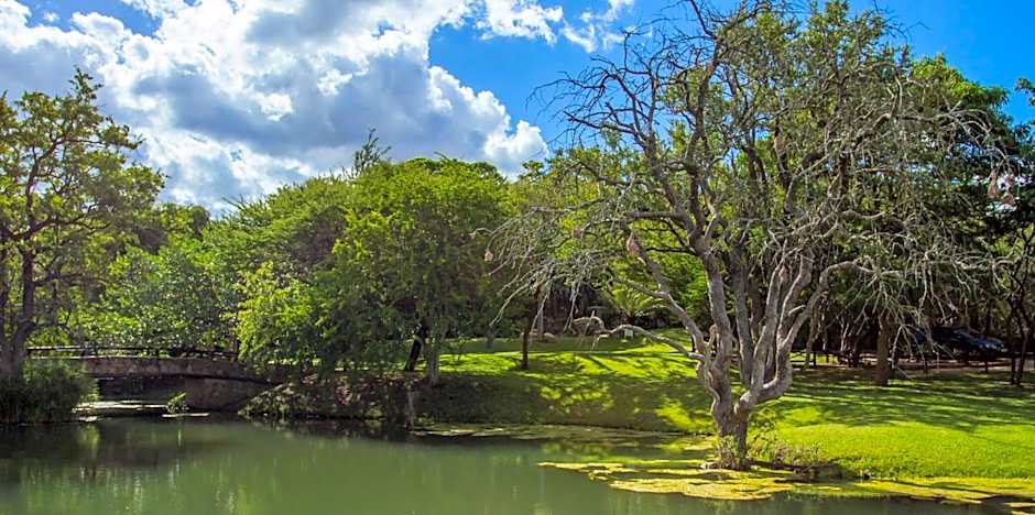 LittleBush Private Lodge