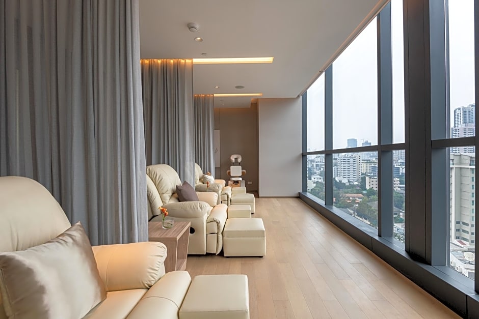 Carlton Hotel Bangkok Sukhumvit - SHA Extra Plus