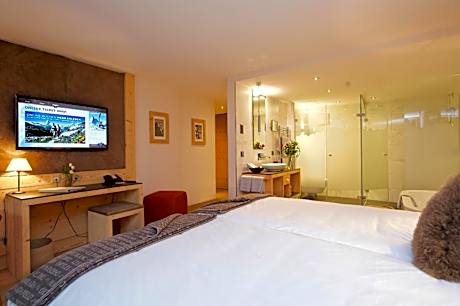 Chalet Double Room with Balcony