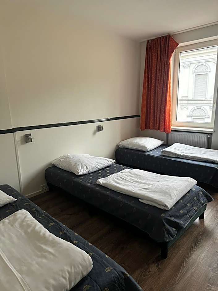 Central Hotel