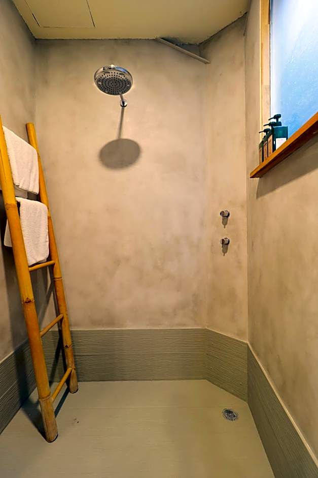 Clio Apartment