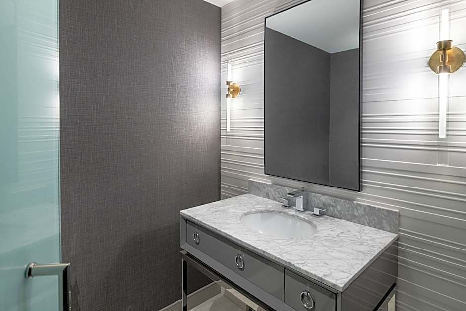 AC Hotel by Marriott Portsmouth Downtown/Waterfront