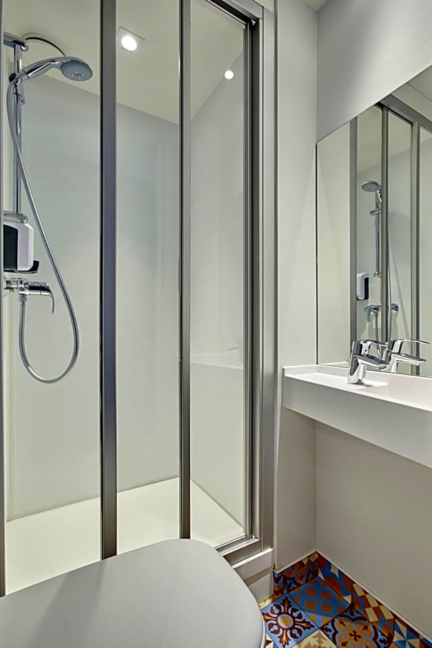 hotelF1 Avignon Centre Courtine gare TGV