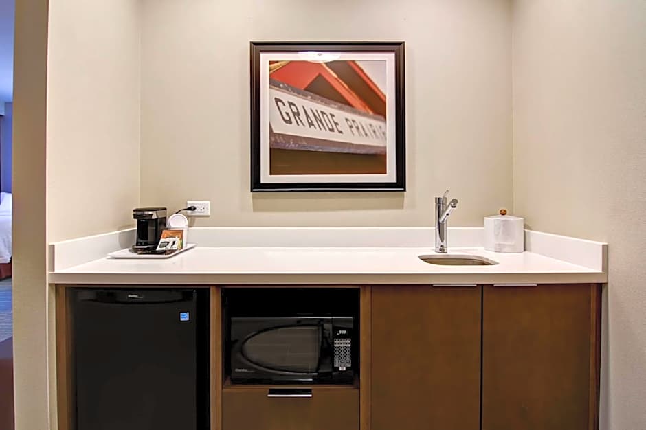 Hampton Inn By Hilton & Suites Grande Prairie, Alberta, Canada