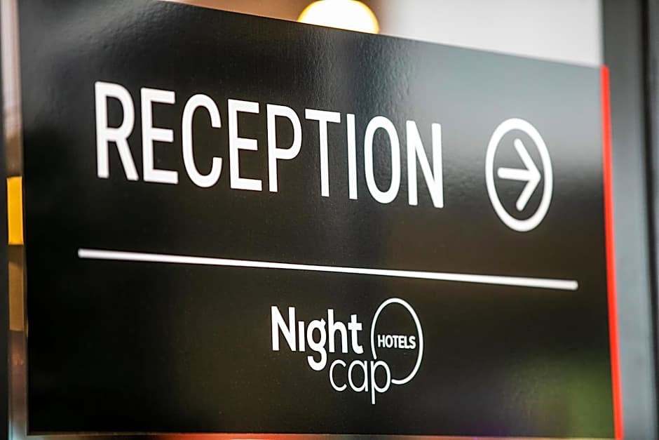 Nightcap at Hendon Hotel