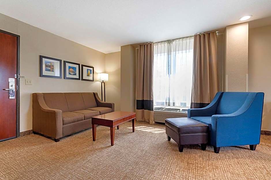 Comfort Suites Downtown Sacramento