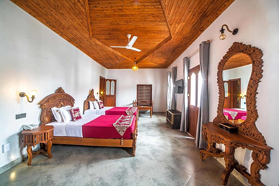 Tembo House Hotel