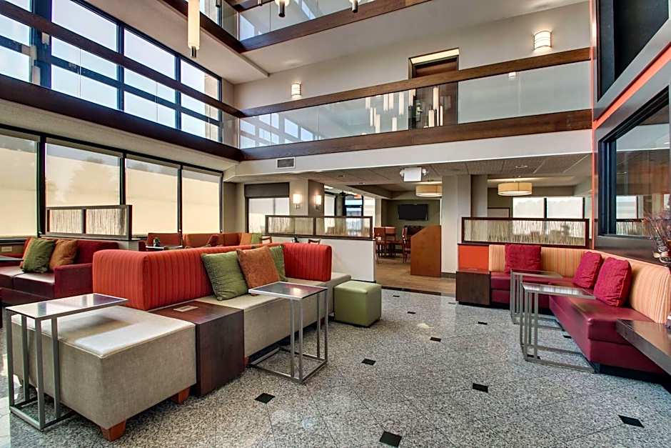 DRURY INN & SUITES EVANSVILLE EAST