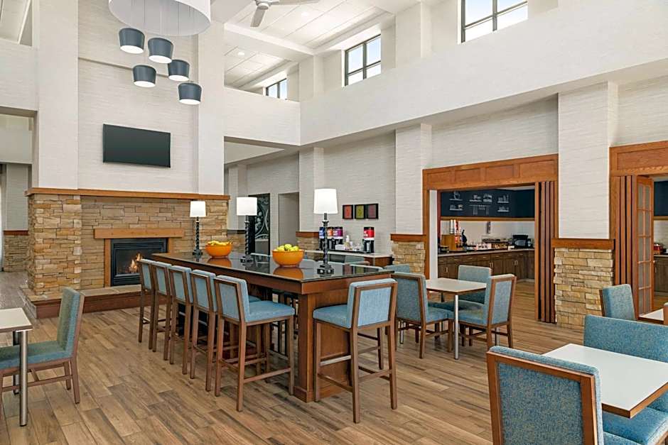 Hampton Inn By Hilton & Suites Springfield