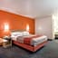 Travelodge by Wyndham Lansing