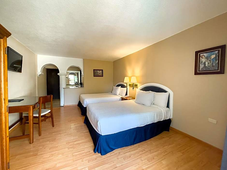 Hotel Gran Plaza & Convention Center