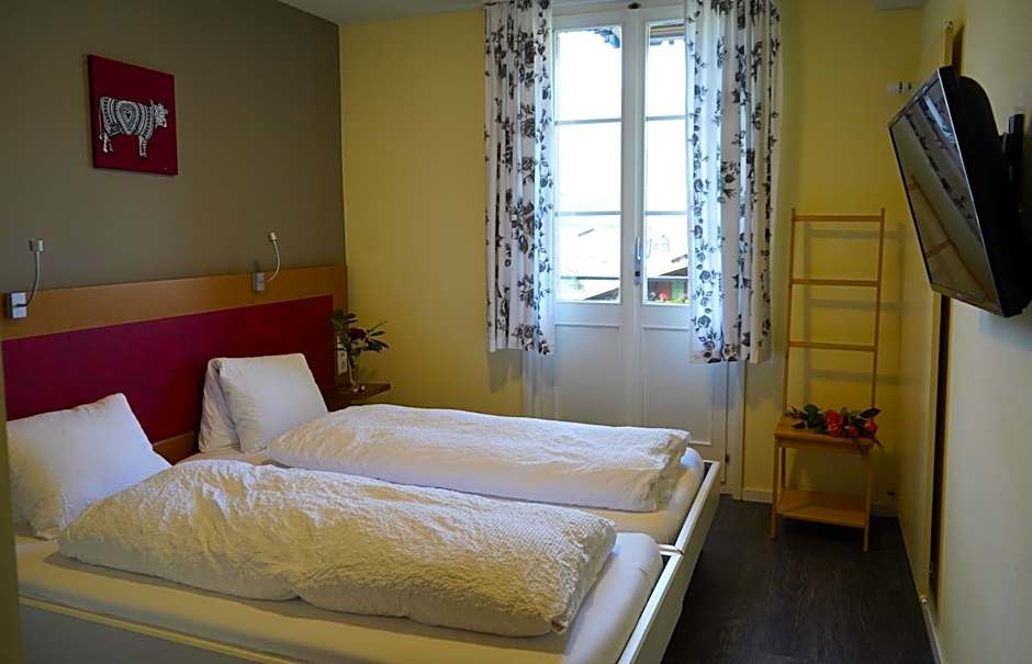Alpenrose Hotel and Gardens