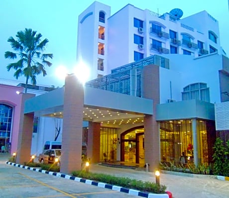 Mayflower Grande Hotel Phitsanulok