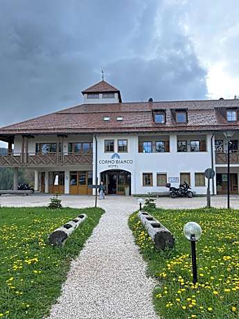 Hotel Corno Bianco