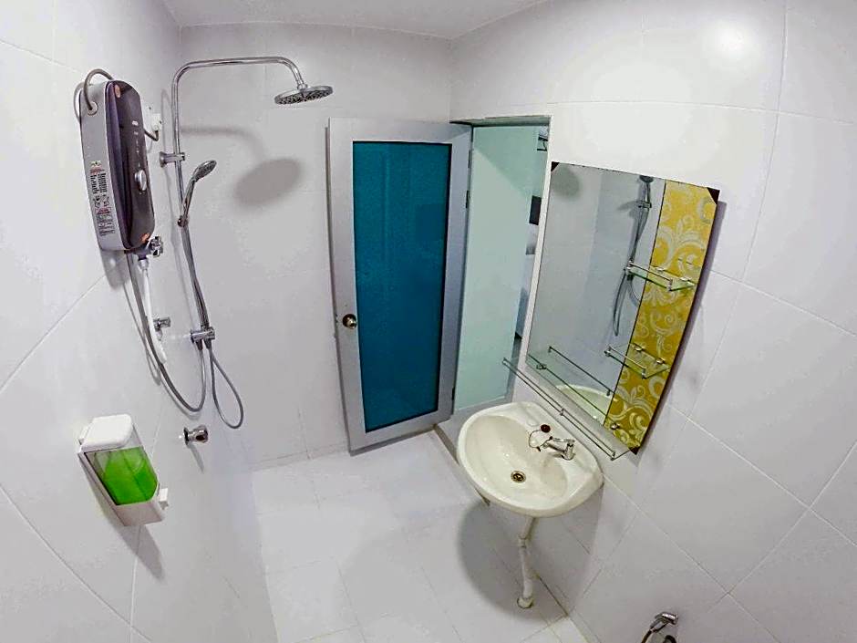 Angel Resthouse (Rumah Tumpangan Angel)