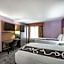 La Quinta Inn & Suites by Wyndham Minneapolis Northwest