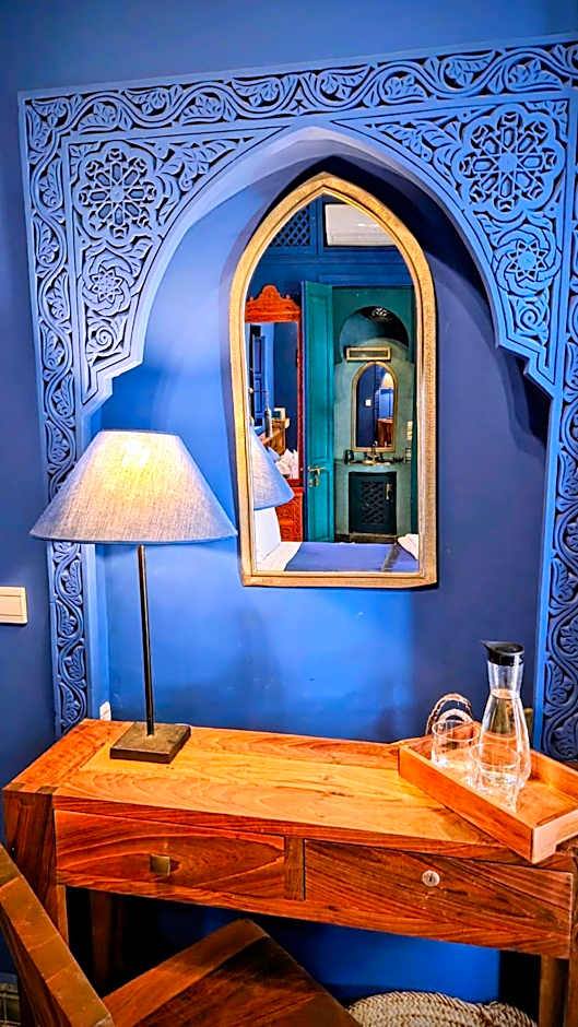 Riad Laly Tourisme Eclairé Le bijou de la medina