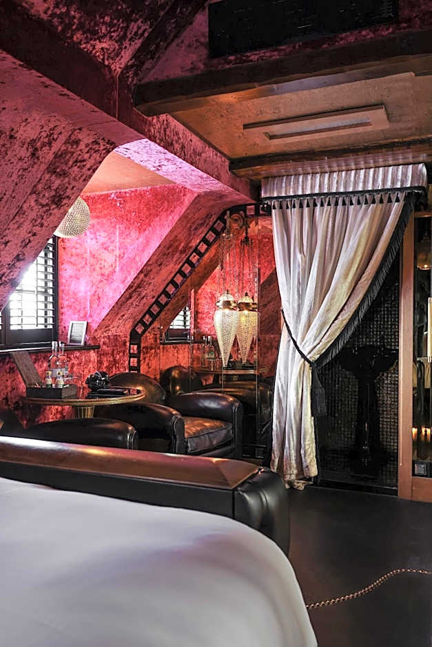 Crazy Bear Beaconsfield