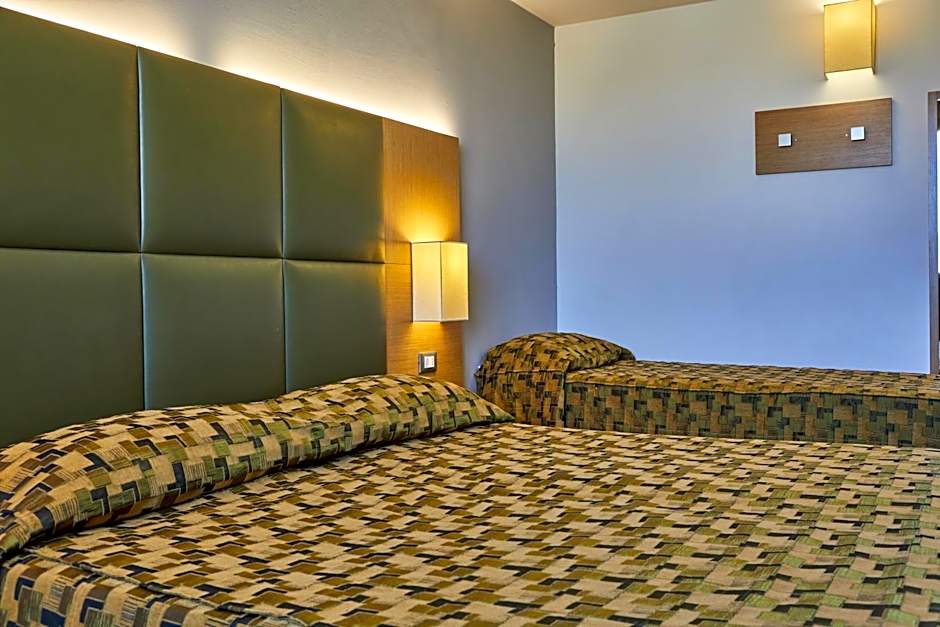 Castelmartini Wellness & Business Hotel