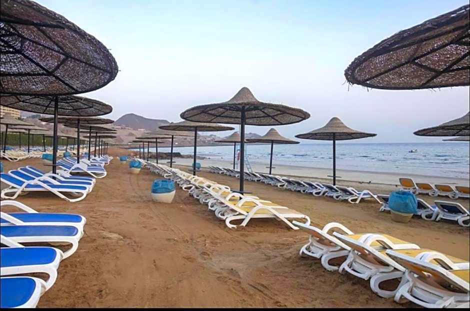 Amazing sea view Penthouse Apartment in Pyramids Porto El-Sokhna