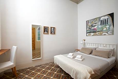 Standard Double Room with Shared Bathroom