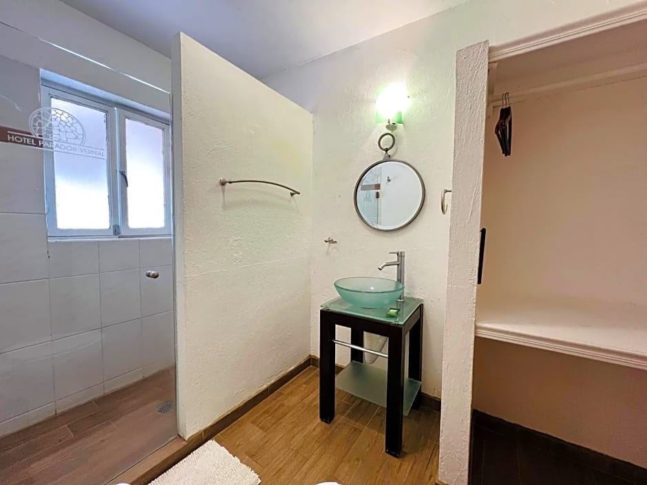 Hotel Parador Vernal