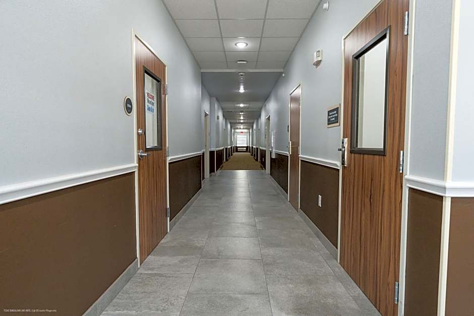 Texas Bungalows Hotel and Hotel Que at i35 Austin Pflugerville
