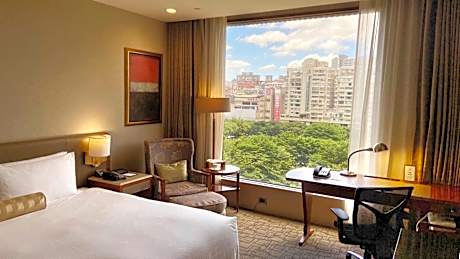 Standard Twin Room with Park View