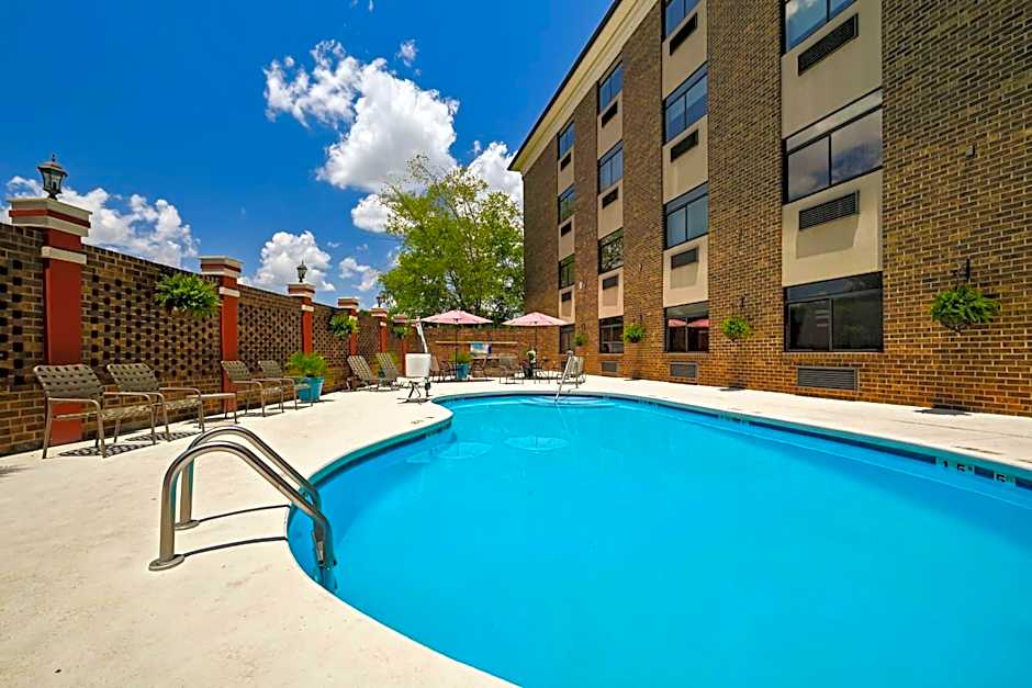 Best Western Plus Pineville-Charlotte South